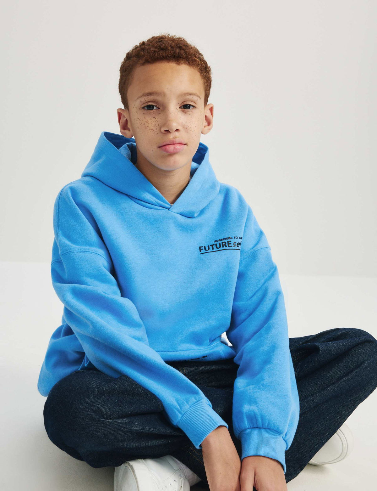 Grafik Baskılı Kapüşonlu Sweatshirt