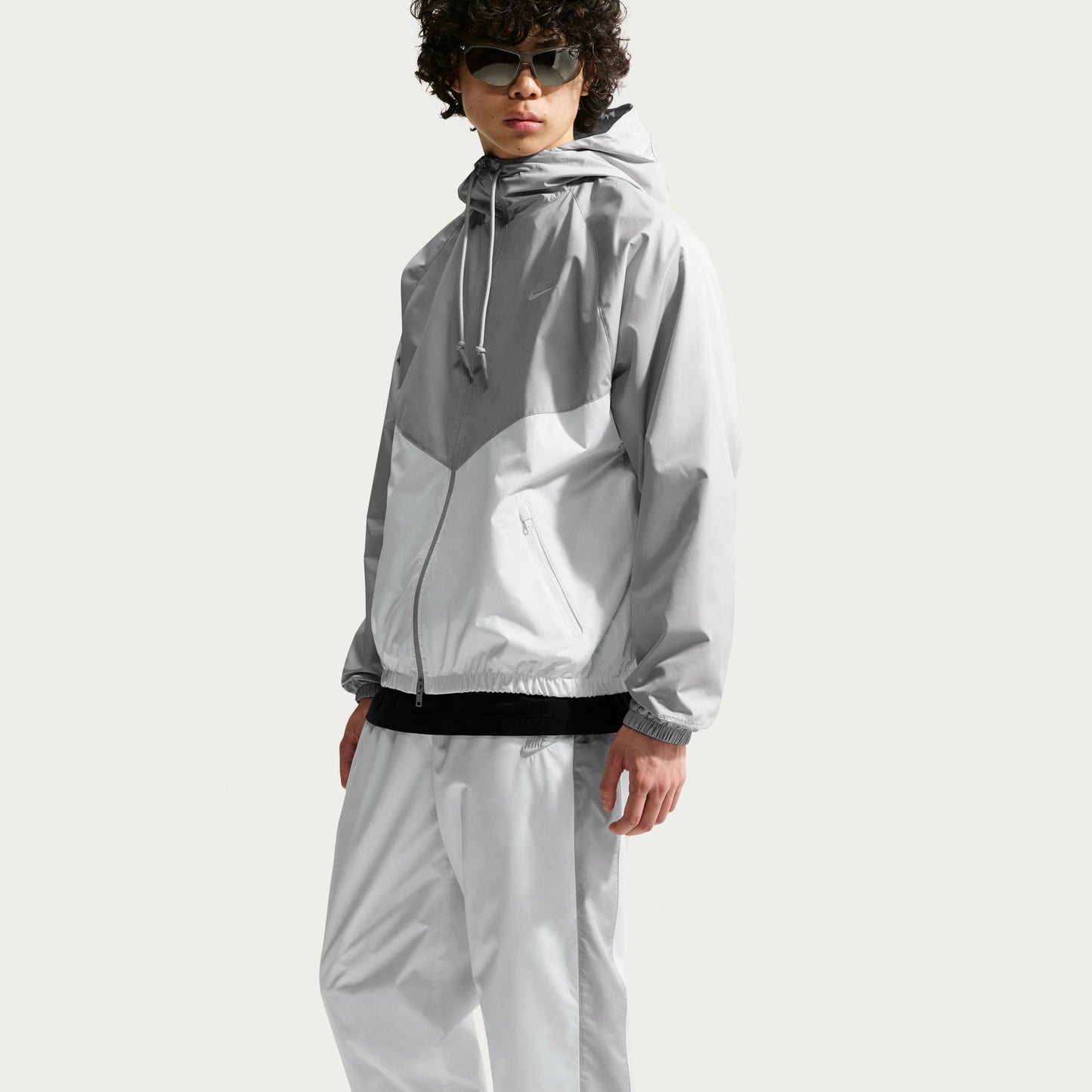 Nike Windrunner Erkek Beyaz Eşofman Altı