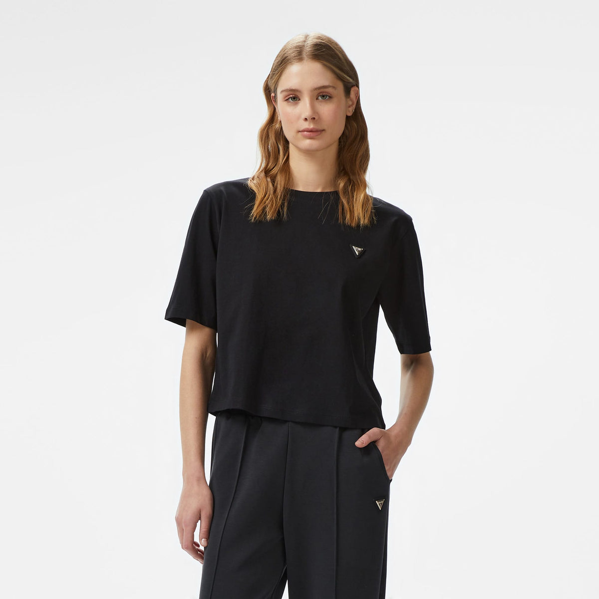 Guess Colette Boxy Mid Organic Stream Kadın Siyah T-shirt