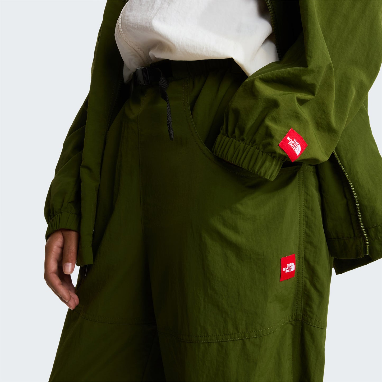 The North Face Red Box Nylon Belted Erkek Yeşil Pantolon