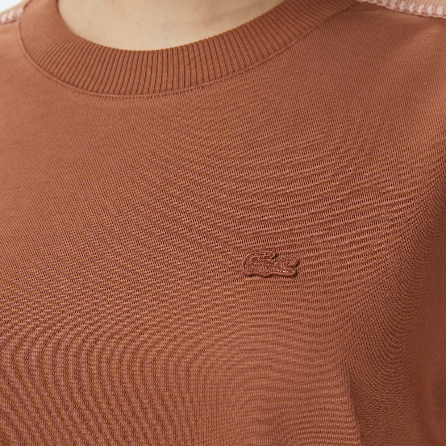 Lacoste Kadın Loose Fit Bisiklet Yaka Kahverengi T-shirt