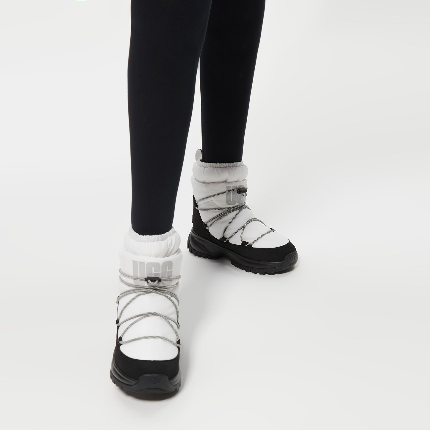 Ugg Yose Puffer Mid Kadın Beyaz Bot