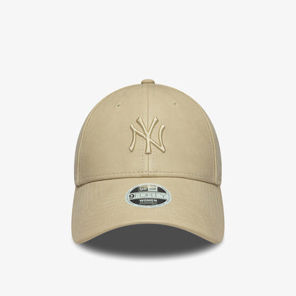 New Era Pu 9forty Neyyan Kadın Bej Şapka