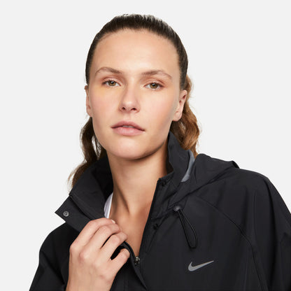 Nike Storm-fıt Swift Kadın Siyah Koşu Ceketi