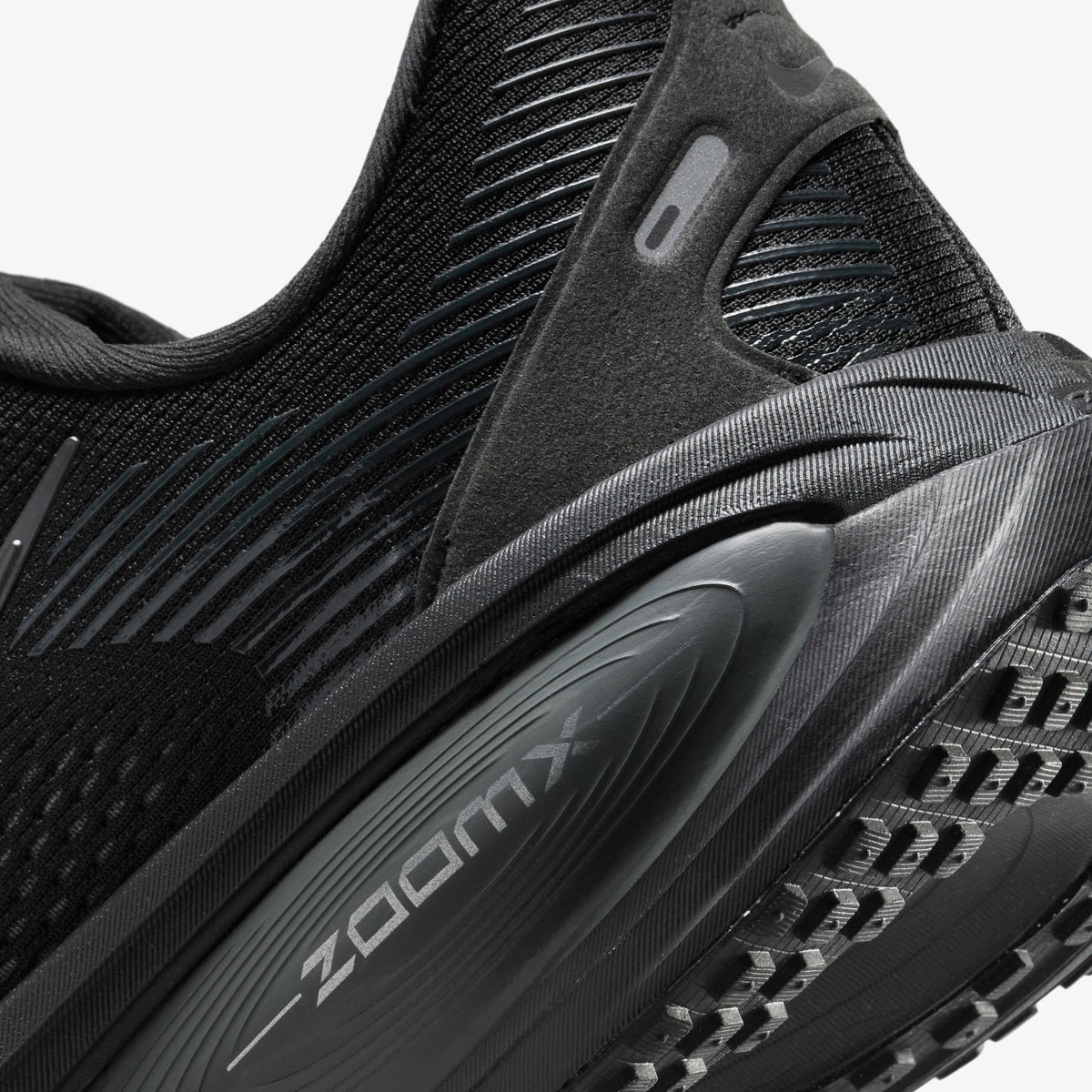 Nike Vomero 18 Erkek Siyah Koşu Ayakkabısı