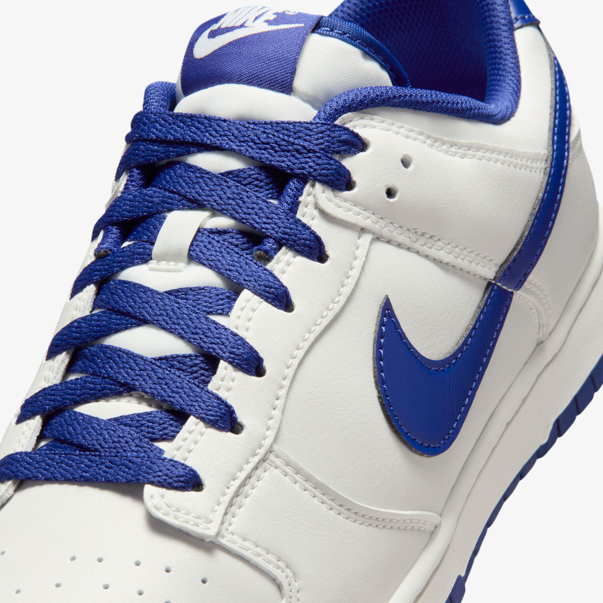 Nike Dunk Erkek Beyaz Spor Ayakkabı