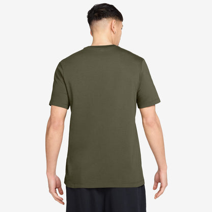 Nike Sportswear Club Erkek Yeşil T-shirt