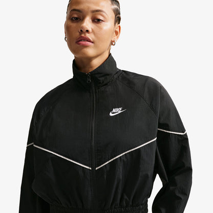 Nike Windrunner Kadın Siyah Ceket