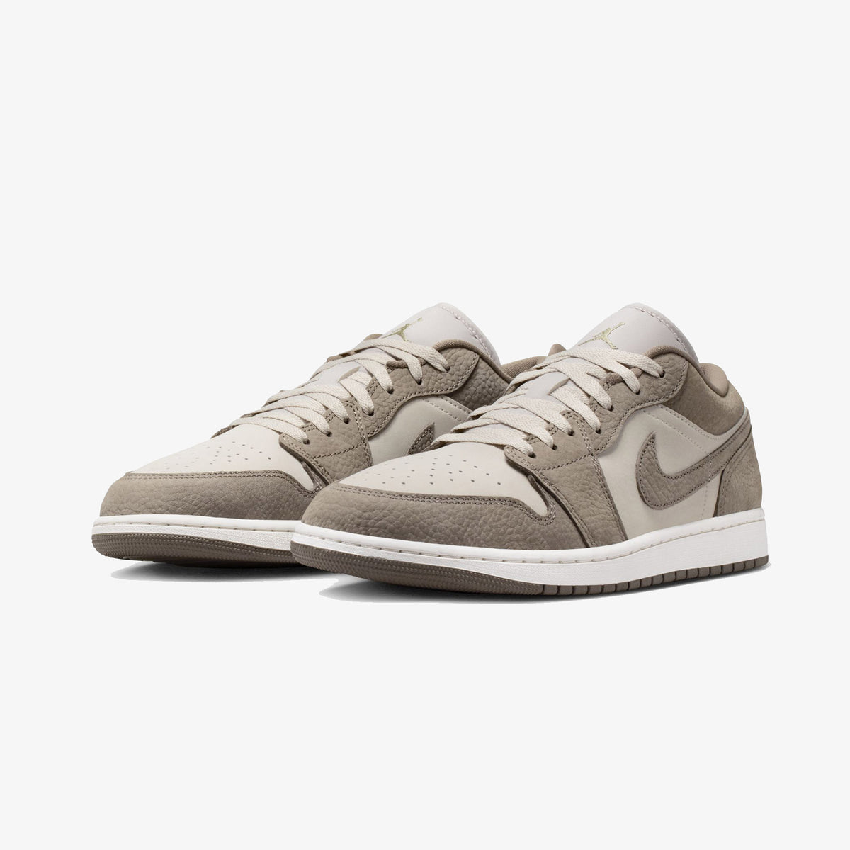 Jordan Air Jordan 1 Low Erkek Gri Spor Ayakkabı