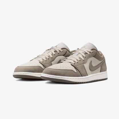 Jordan Air Jordan 1 Low Erkek Gri Spor Ayakkabı