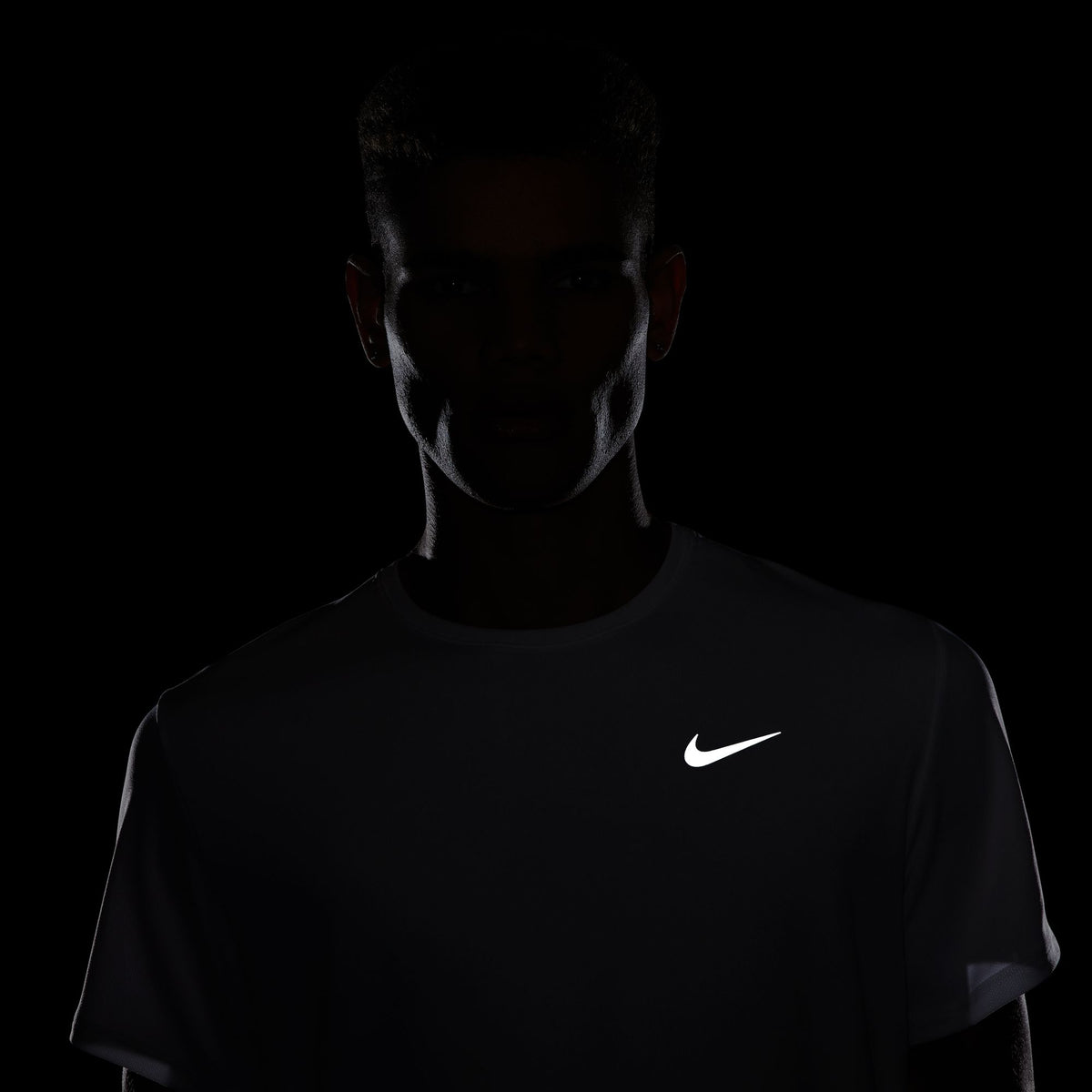 Nike Miler Erkek Beyaz Koşu T-shirt