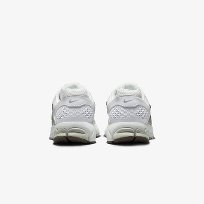 Nike Zoom Vomero 5 Kadın Beyaz Spor Ayakkabı