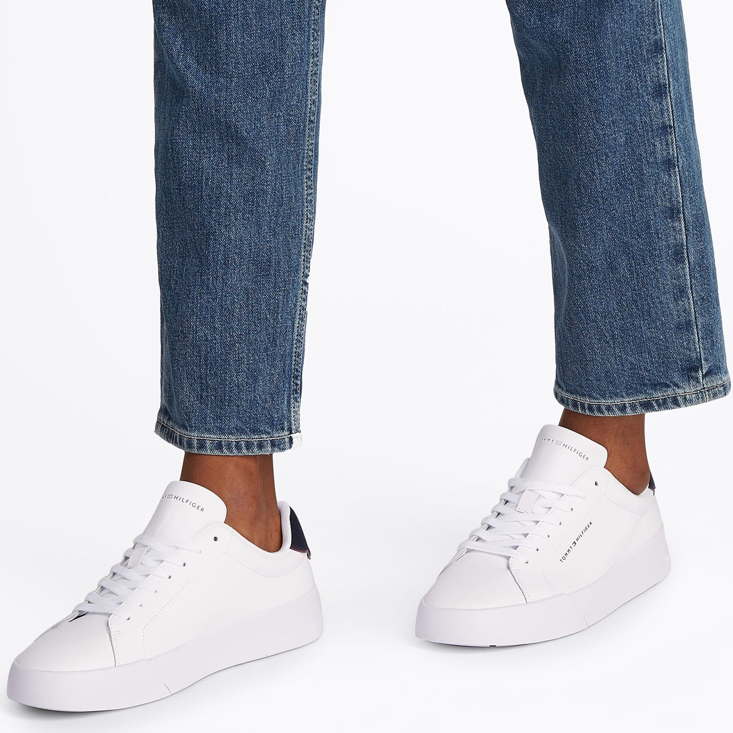 Tommy Hilfiger Court Leather Erkek Beyaz Spor Ayakkabı