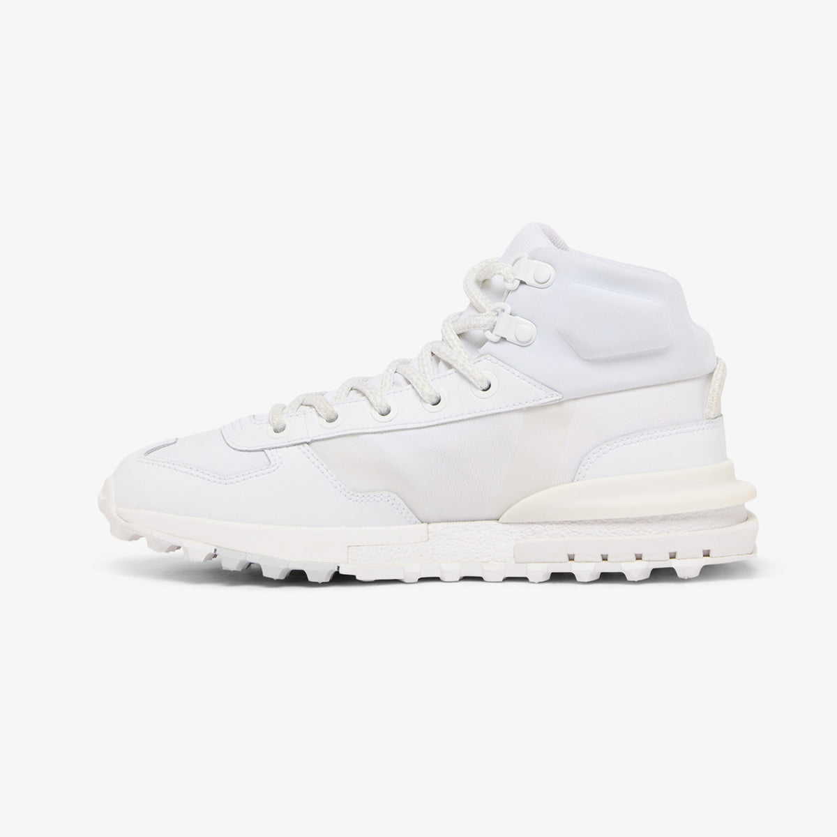 Lacoste Elite Active Winter Mid Kadın Beyaz Bot