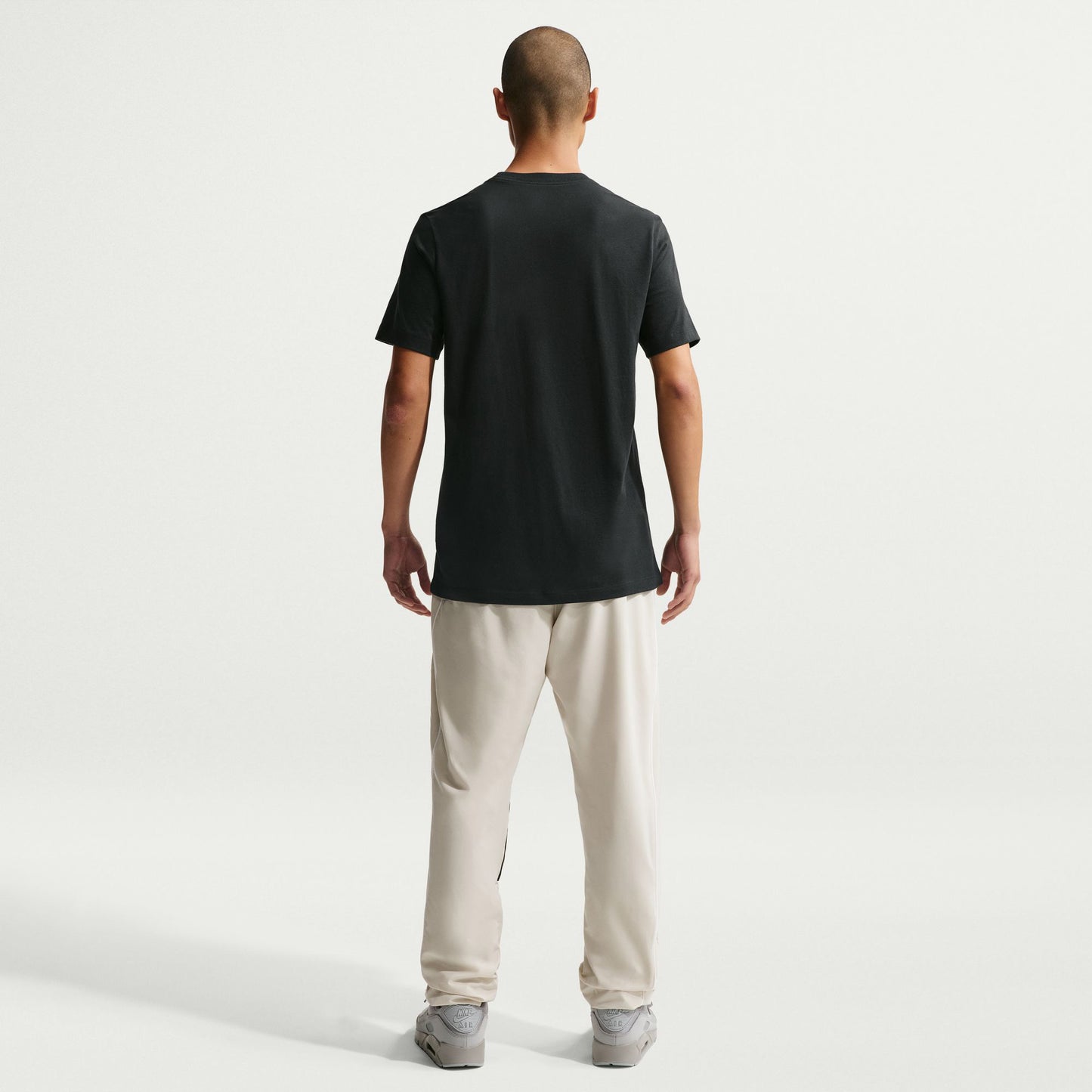 Nike Club Erkek Siyah T-shirt