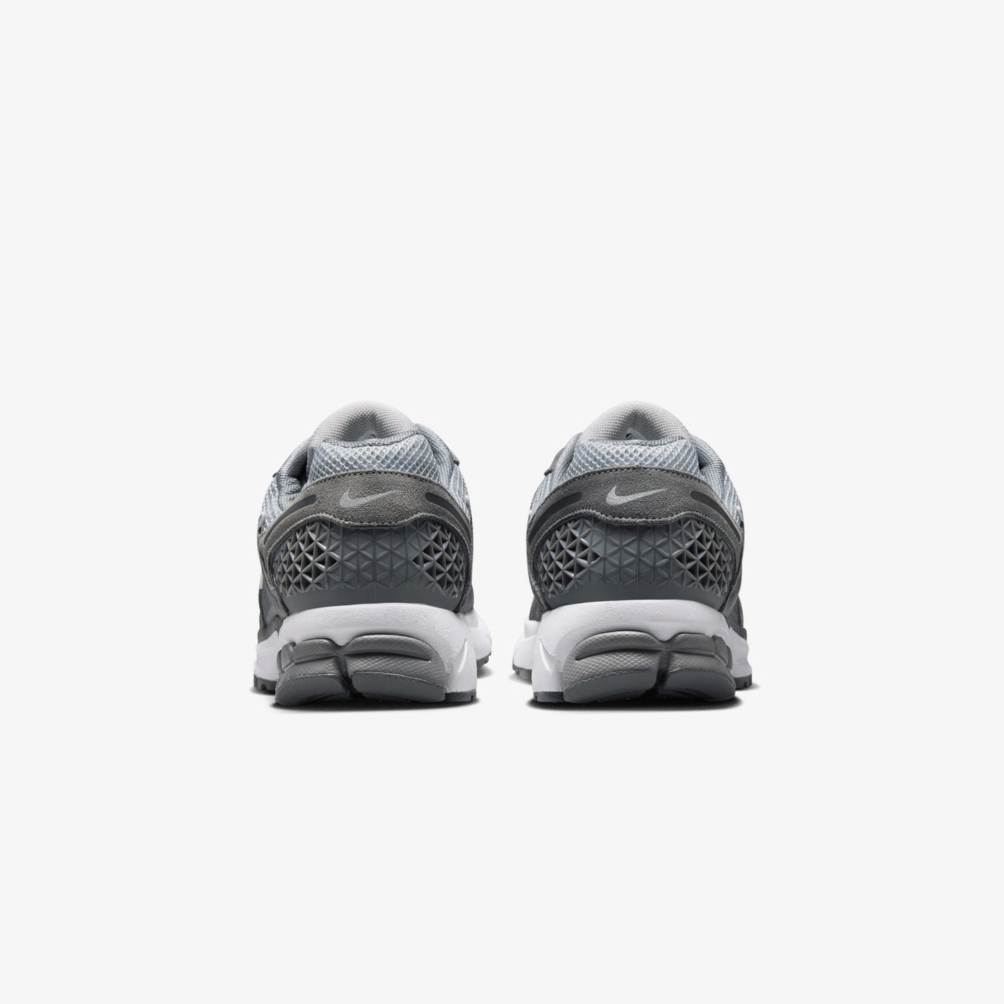 Nike Zoom Vomero 5 Erkek Gri Sneaker