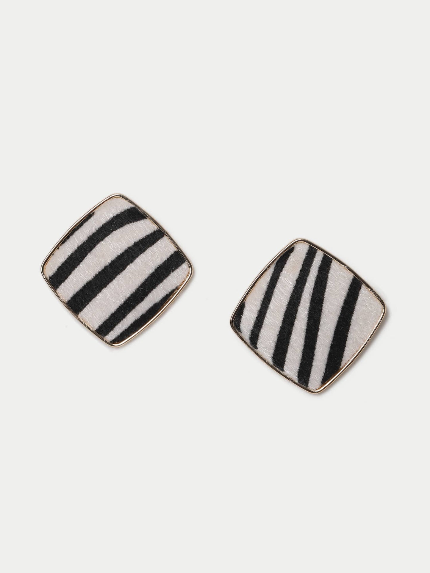 Zebra Desenli Küpe