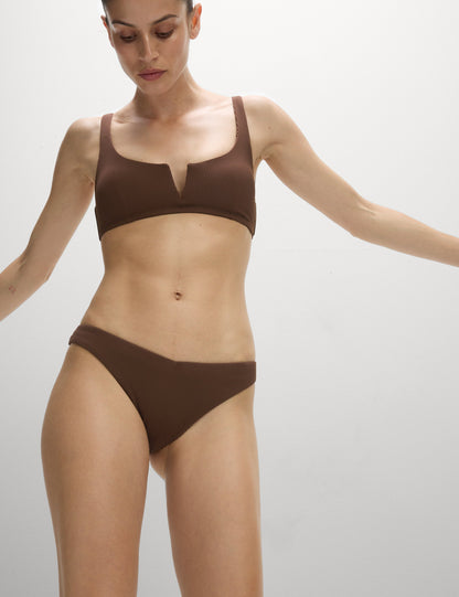 Fitilli Yüksek Bacak Kesimli Bikini Altı