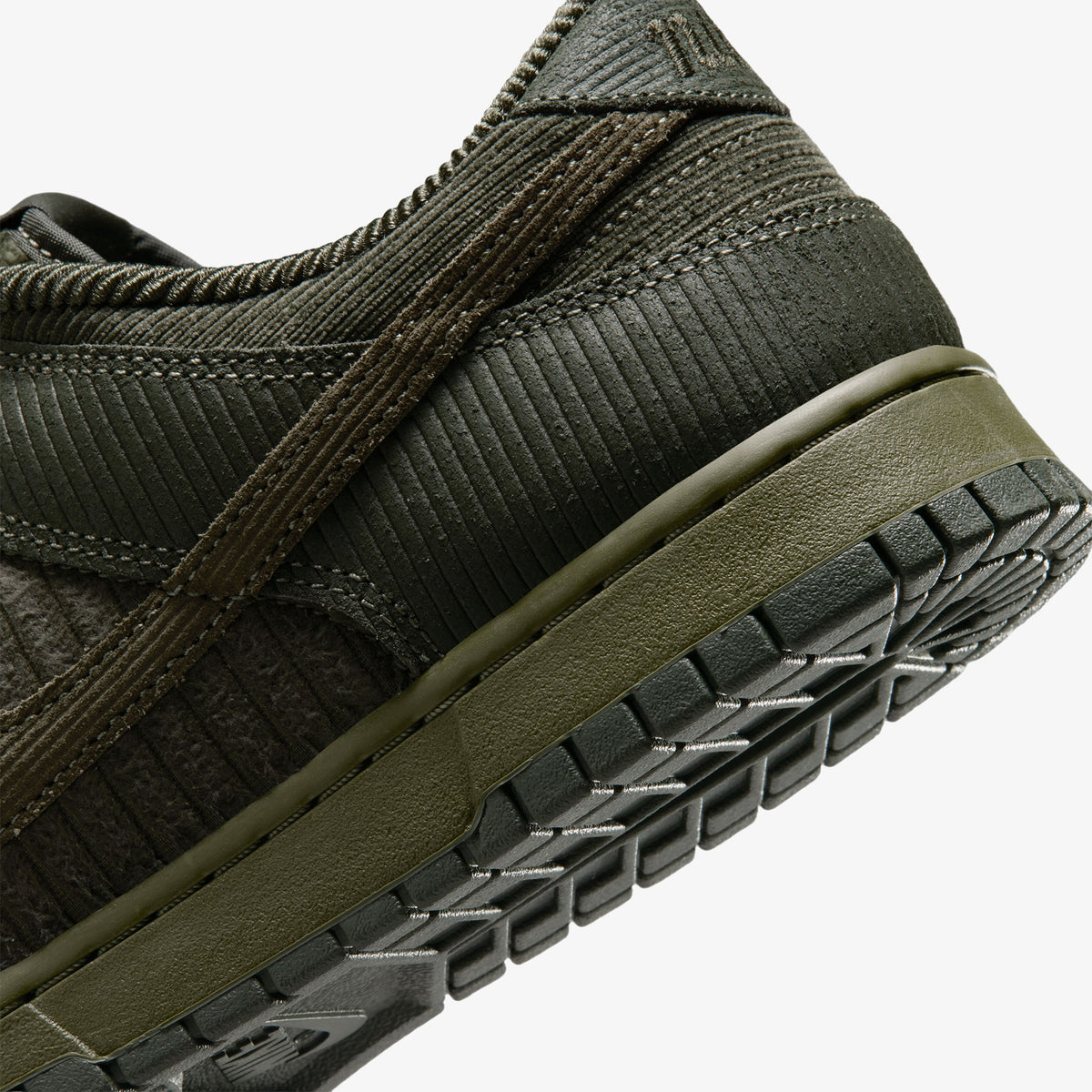 Nike Dunk Low Retro Prm Erkek Yeşil Spor Ayakkabı