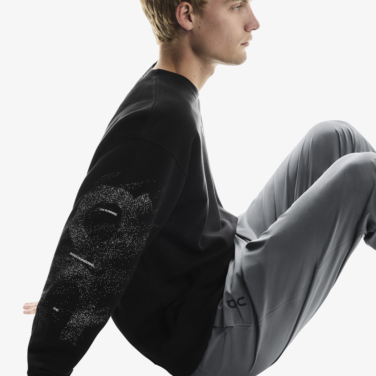On Club Crew Graphic Erkek Siyah Sweatshirt