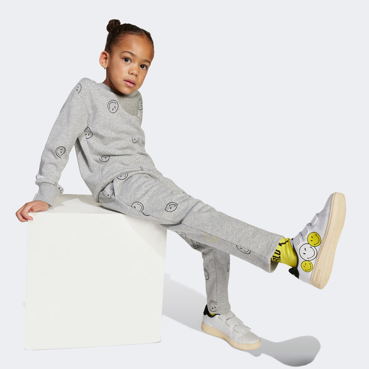 Adidas X Smileyworld Çocuk Gri Eşofman Takımı