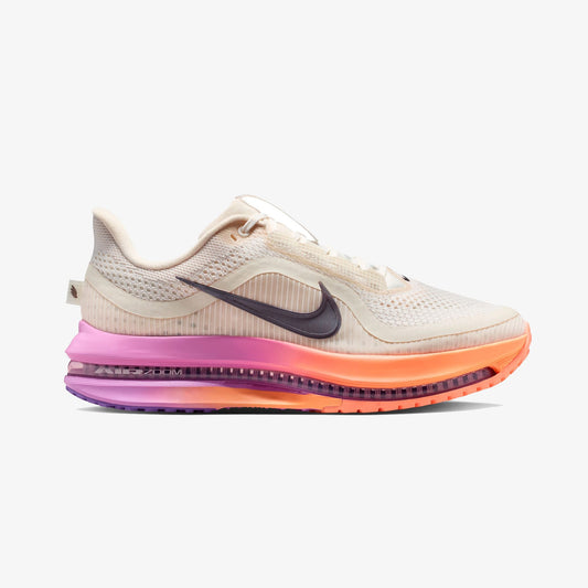 Nike Pegasus Premium Kadın Gri Koşu Ayakkabısı