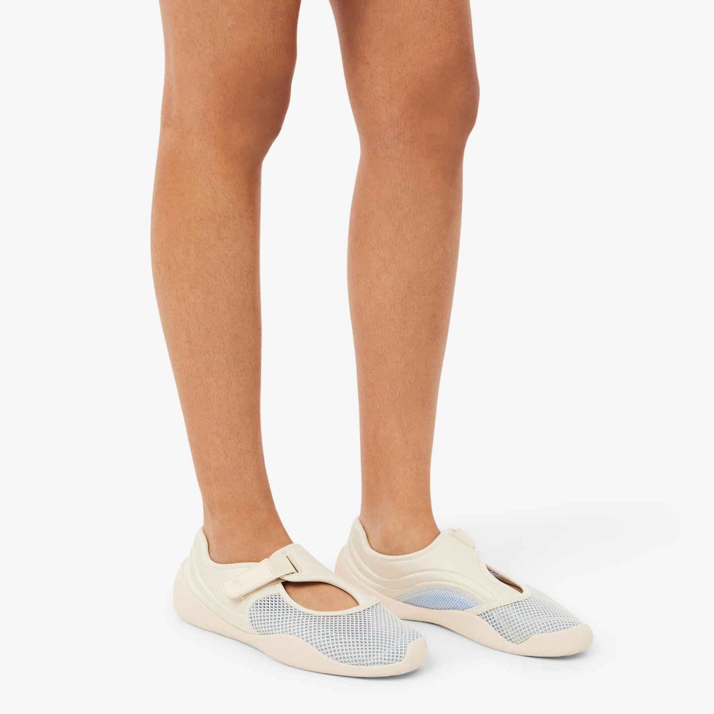 Lacoste Kadın Bej Low Mystere Babet