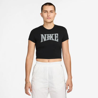 Nike Sportswear Kadın Siyah T-shirt