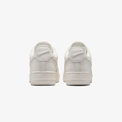 Nike Air Force 1 '07 Prem+ Kadın Beyaz Spor Ayakkabı