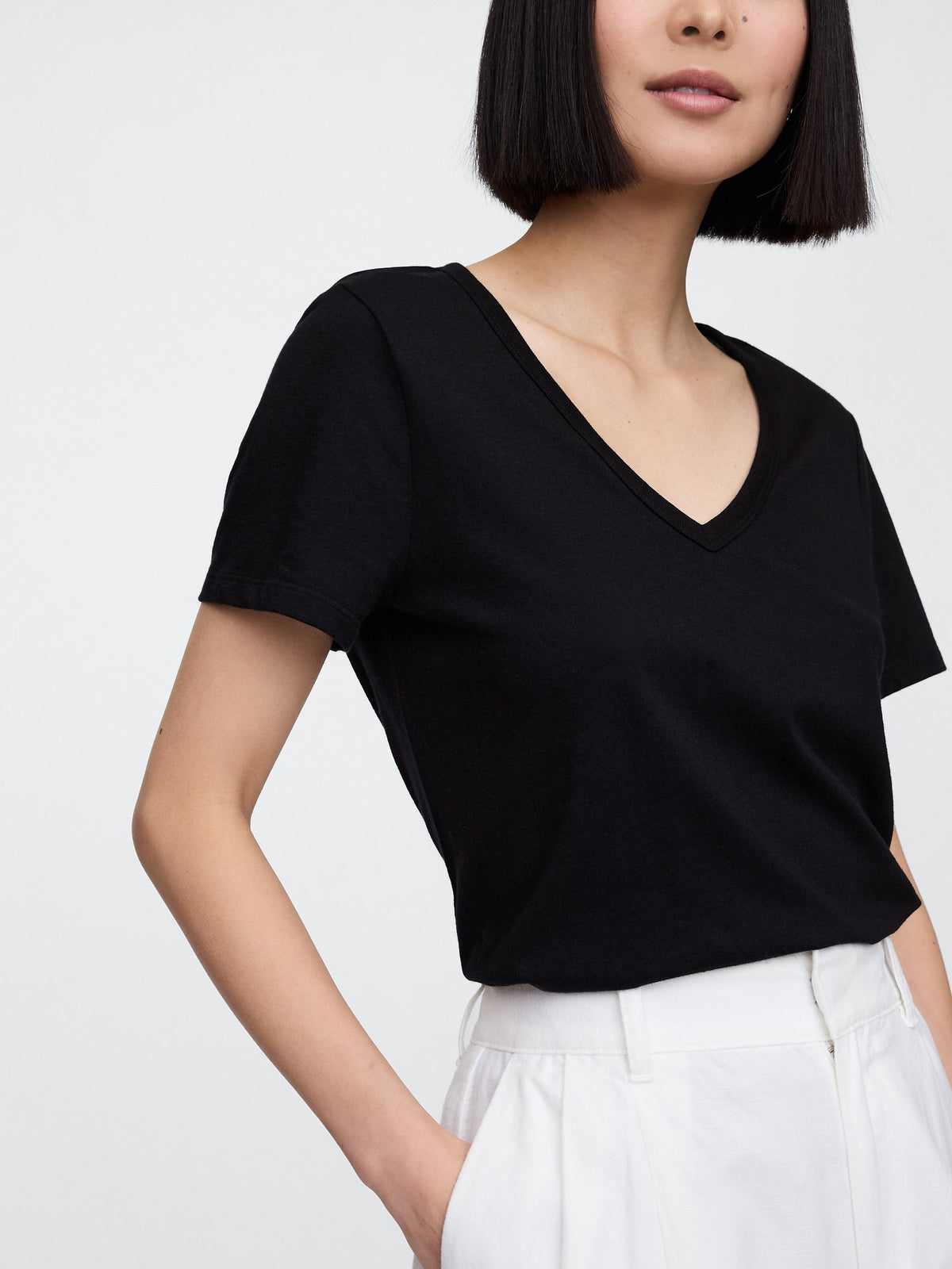Siyah V Yaka T-shirt