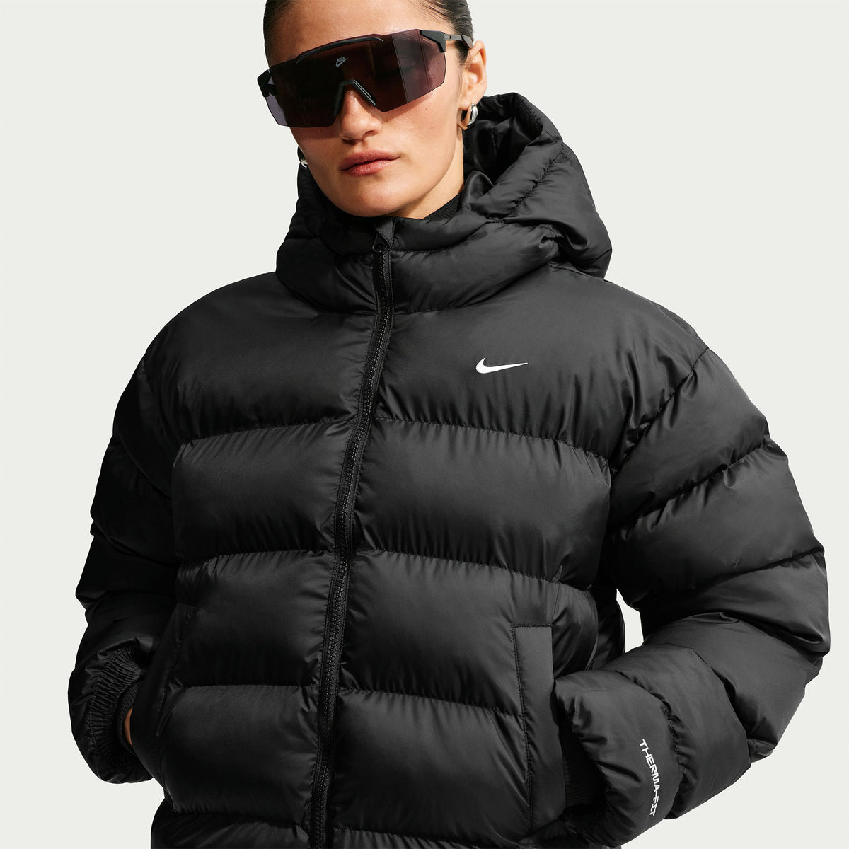 Nike Classic Therma-fit Kadın Siyah Mont