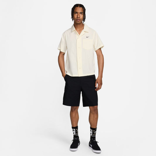 Nike Club Woven Cargo Erkek Siyah Şort