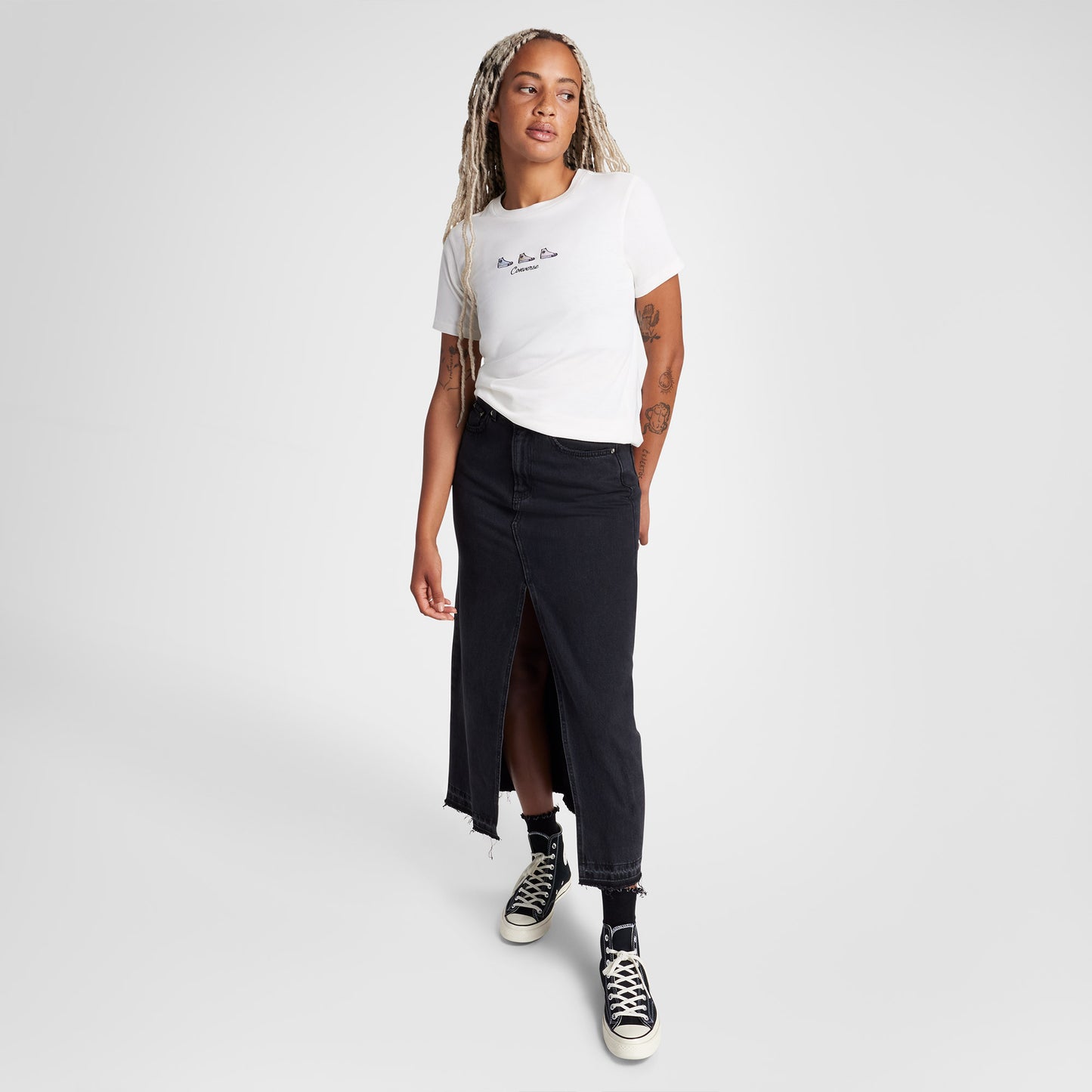 Converse High Tops Kadın Nakışlı Krem T-shirt