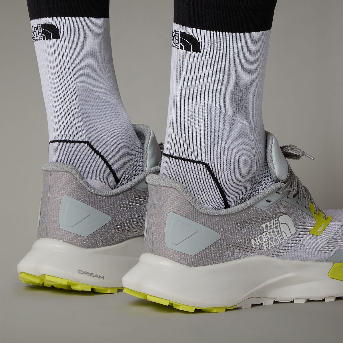 The North Face Vectiv Enduris 4 Erkek Gri Koşu Ayakkabısı