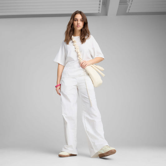 Puma Dare To Relaxed Dokuma Fermuarlı Kadın Beyaz Eşofman Altı