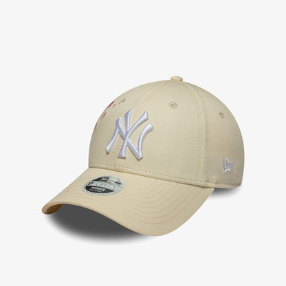New Era Floral Icon 9forty Kadın Bej Şapka