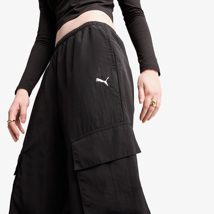 Puma Wardrobe Essentials Relaxed Kadın Siyah Eşofman Altı