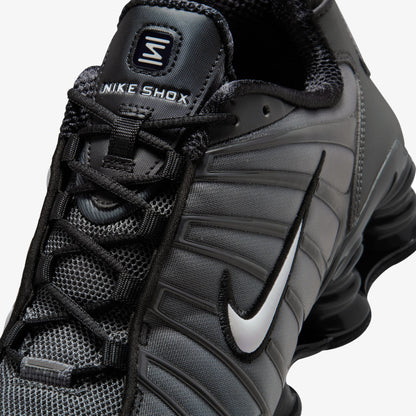 Nike Shox Erkek Siyah Spor Ayakkabı