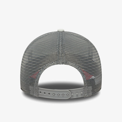 New Era Multi Patch Trucker Neyyan Çocuk Beyaz Şapka