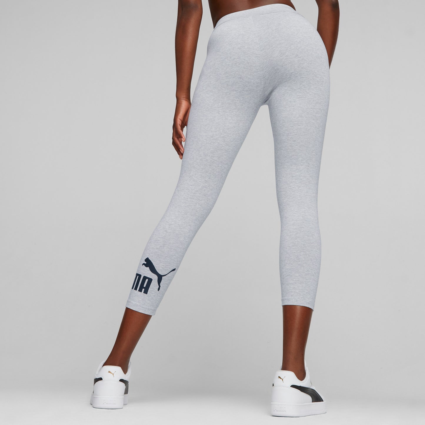 Puma Essentials 3/4 Logo Leggings Kadın Siyah Tayt