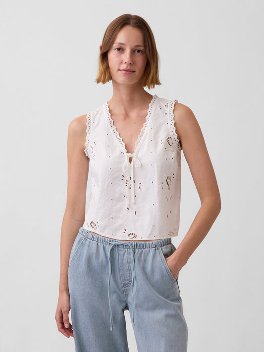 Beyaz Keten Karışımlı Işlemeli Crop Shell Askılı Bluz