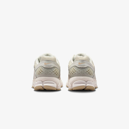 Nike Vomero Kadın Siyah Spor Ayakkabı