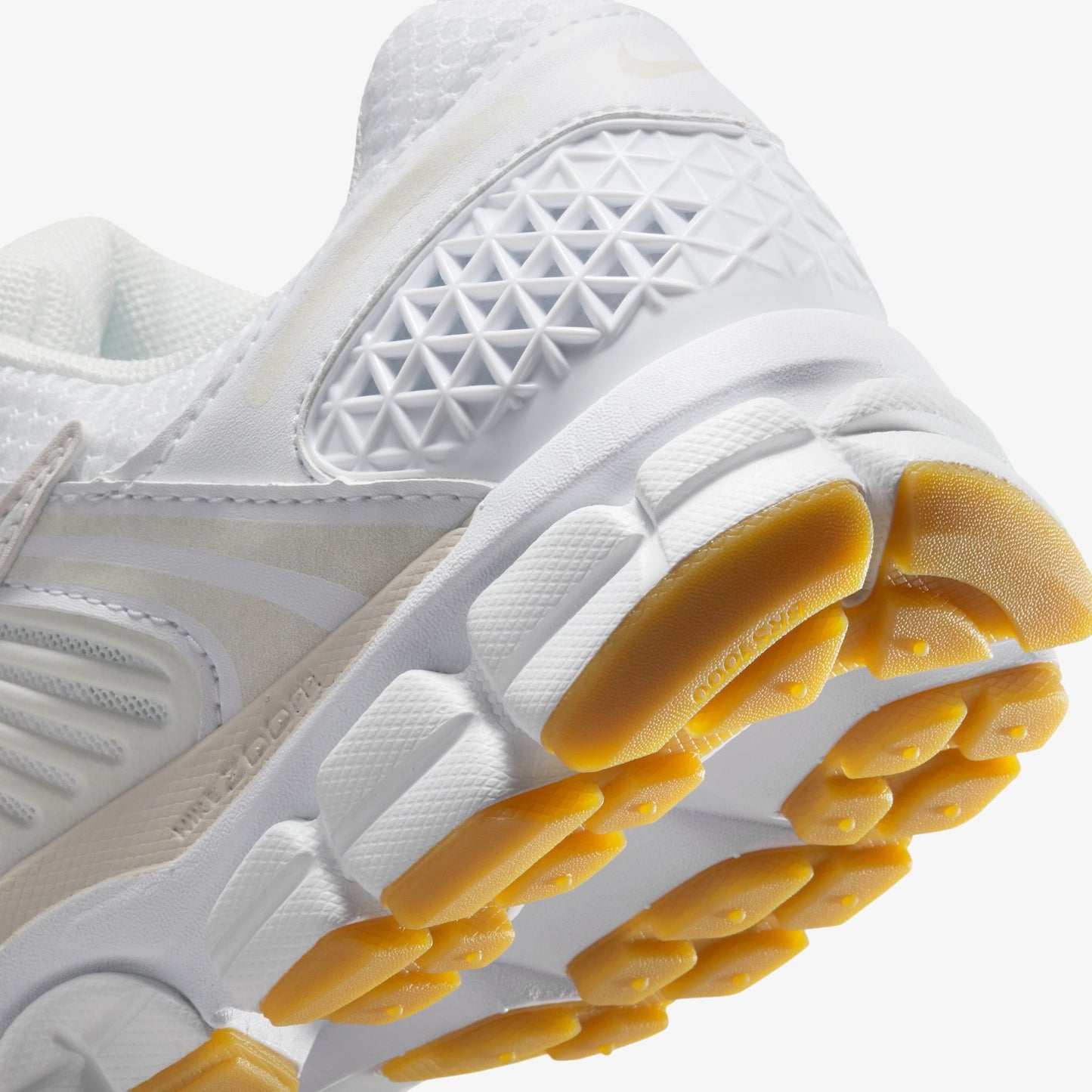 Nike Zoom Vomero 5 Kadın Beyaz Spor Ayakkabı