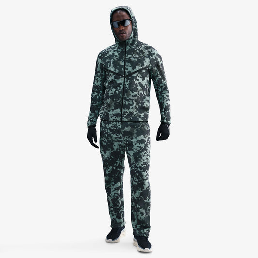 Nike Tech Fleece Kamuflaj Desenli Windrunner Erkek Yeşil Ceket