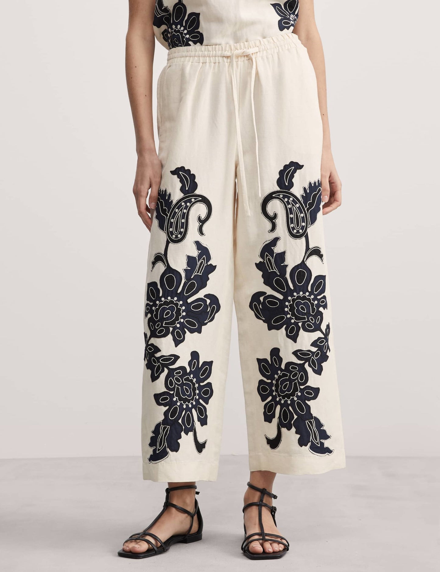 Jaeger Işleme Detaylı Wide Leg Keten Pantolon
