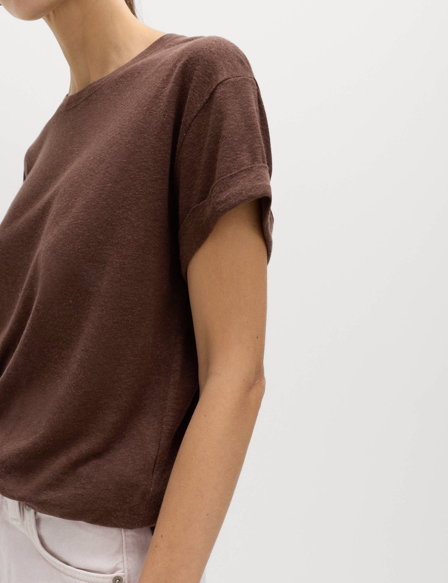 Yuvarlak Yaka Keten Karışımlı T-shirt