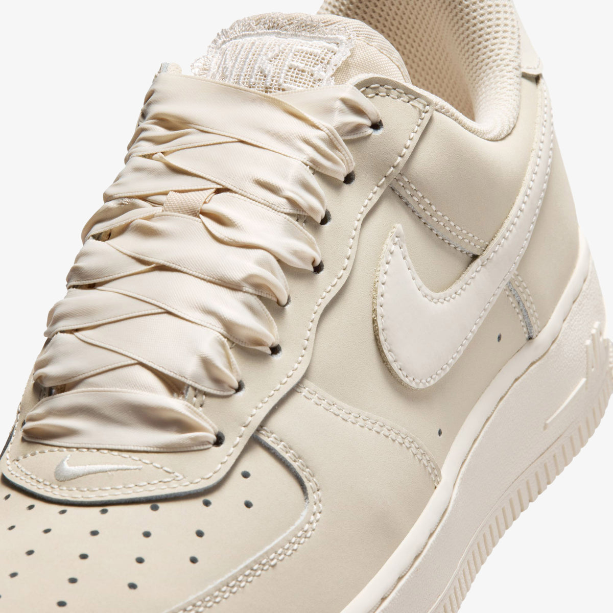 Nike Air Force 1 Retro Prm Kadın Beyaz Spor Ayakkabı