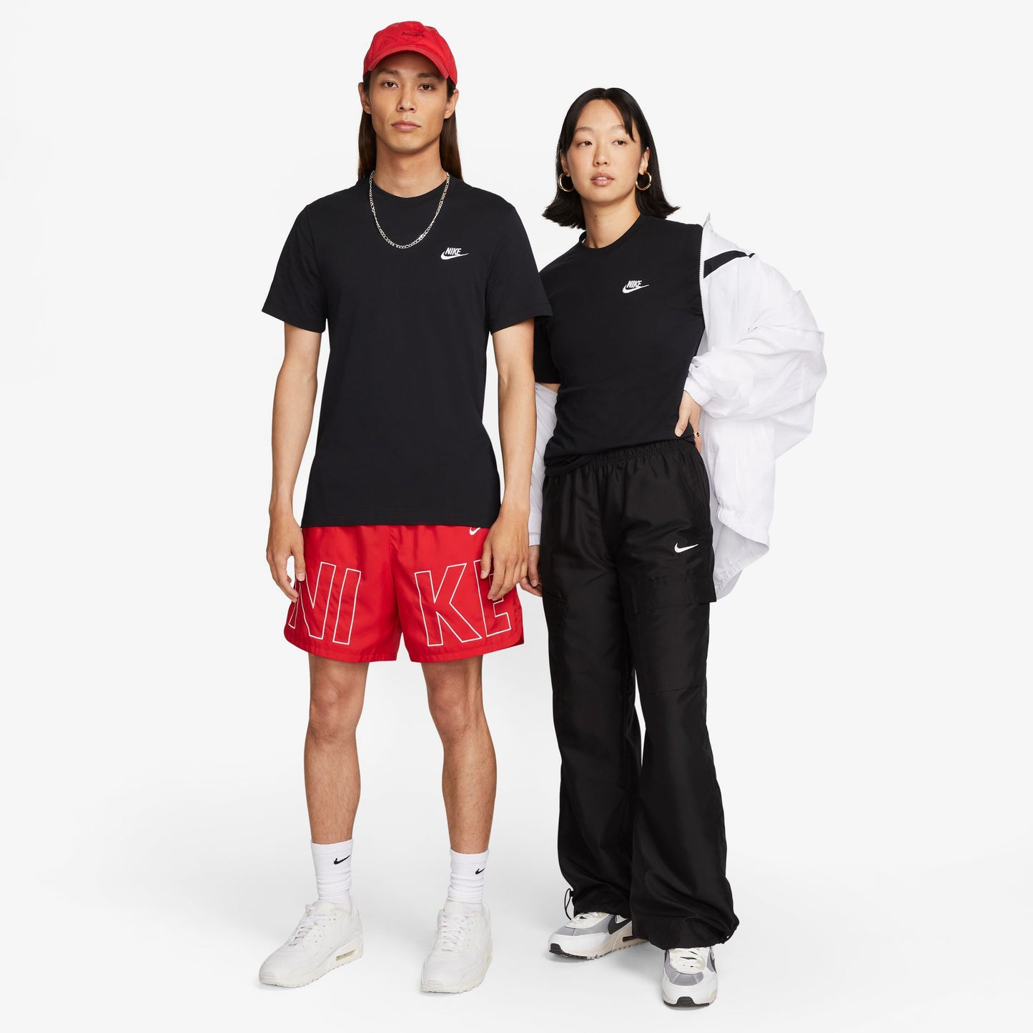 Nike Sportswear Club Erkek Siyah T-shirt