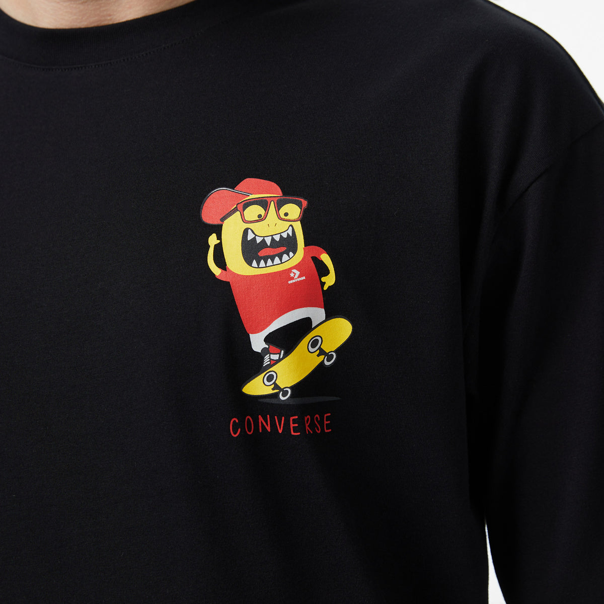Converse Grafik Baskılı Erkek Siyah T-shirt