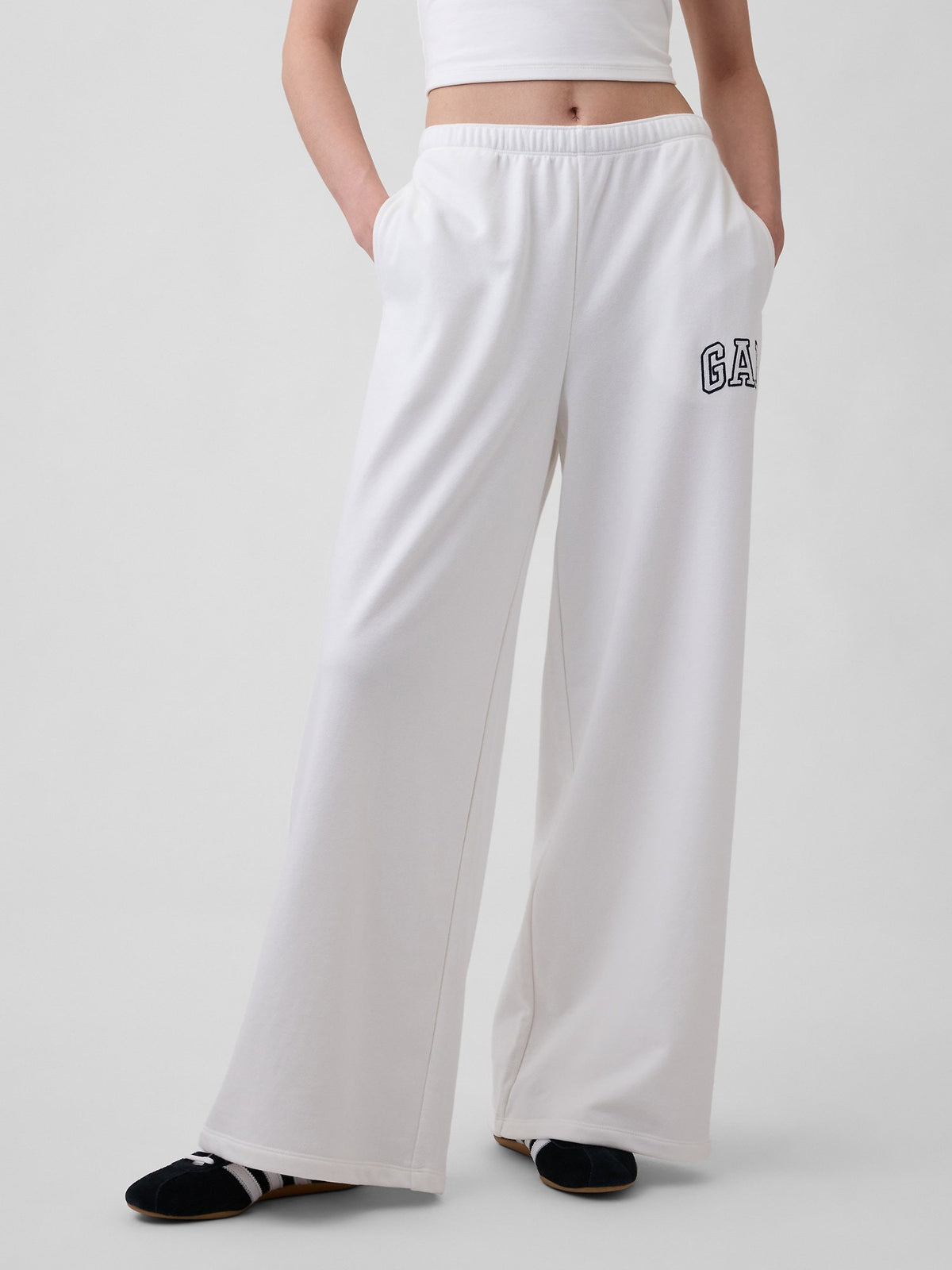 Beyaz Gap Logo Fransız Havlu Kumaş Wide-leg Joggers